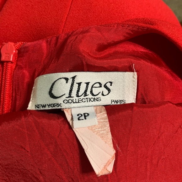 Clues Collection, 2P, red, side slit, good shape - Picture 4 of 4